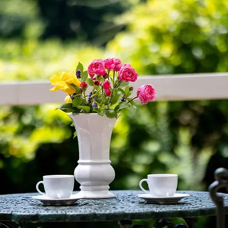 Roter Fuchsbau Am Eichwald 木屋 *