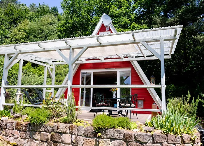 Roter Fuchsbau Am Eichwald